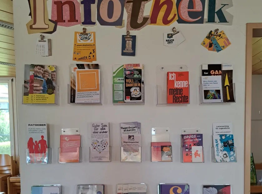 Büro_Infothek_neu
